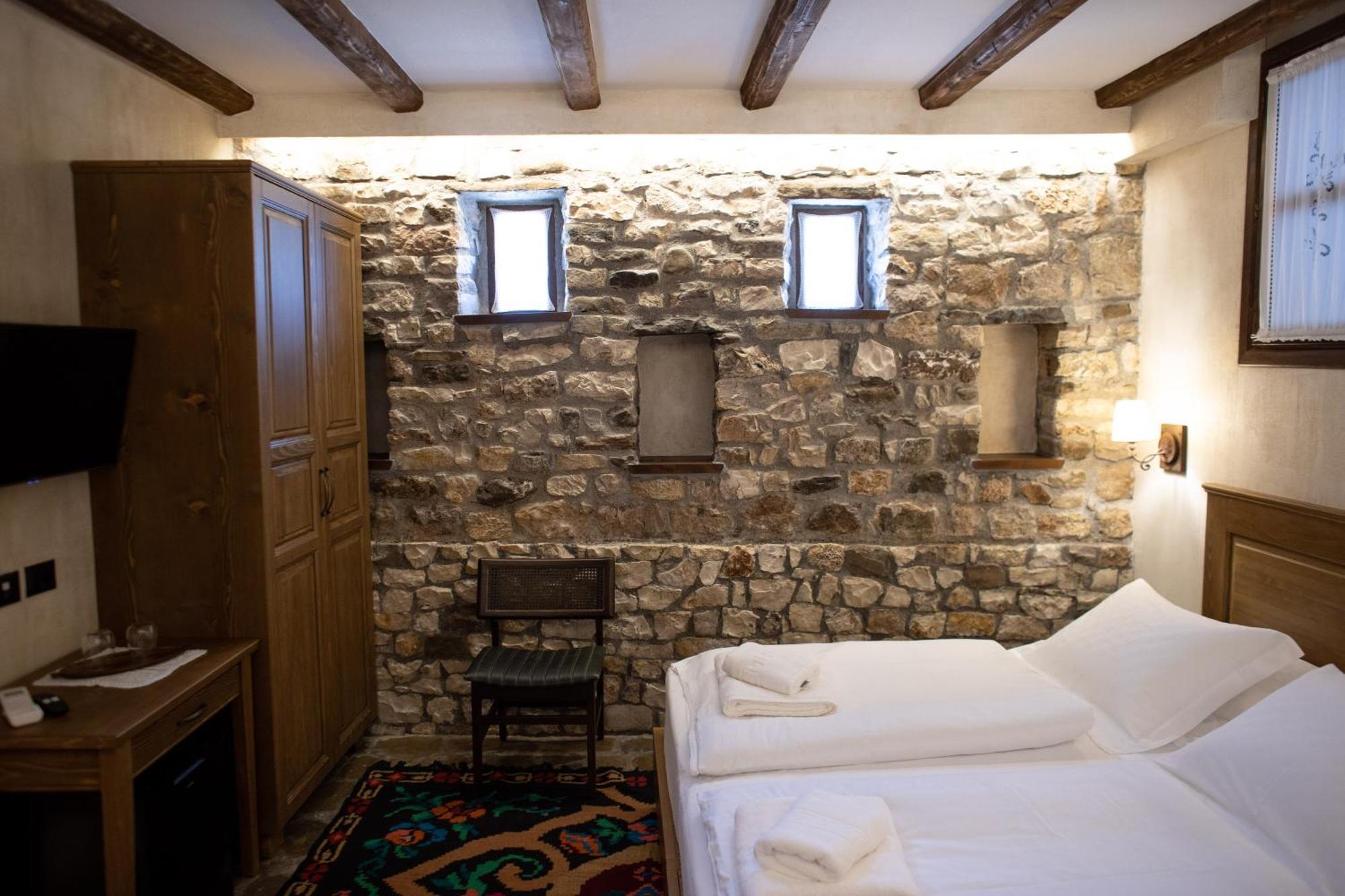 Vista Boutique Hotel Берат Экстерьер фото