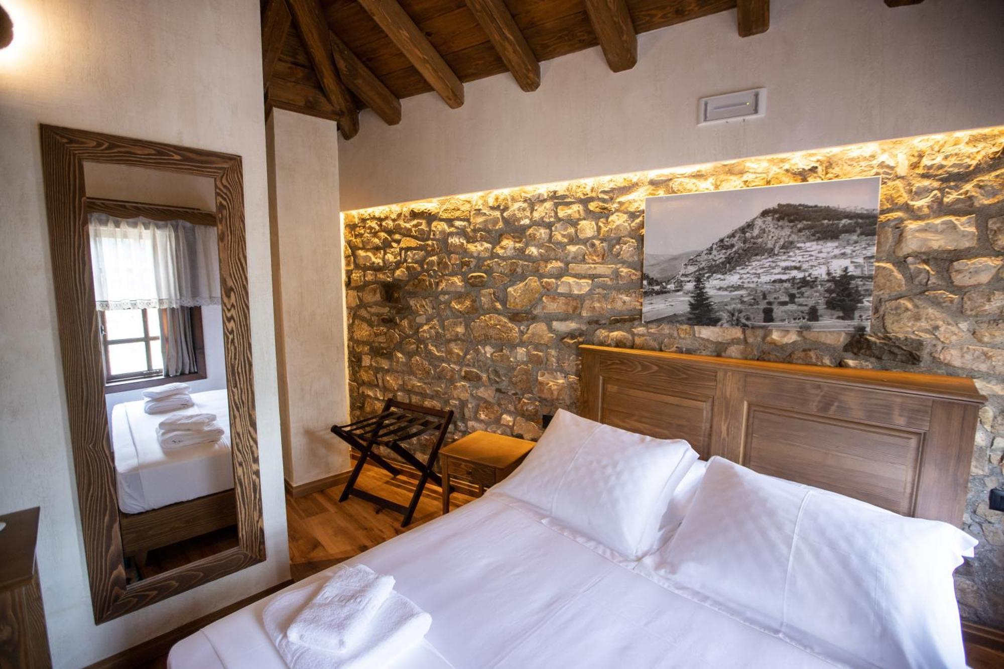 Vista Boutique Hotel Берат Экстерьер фото