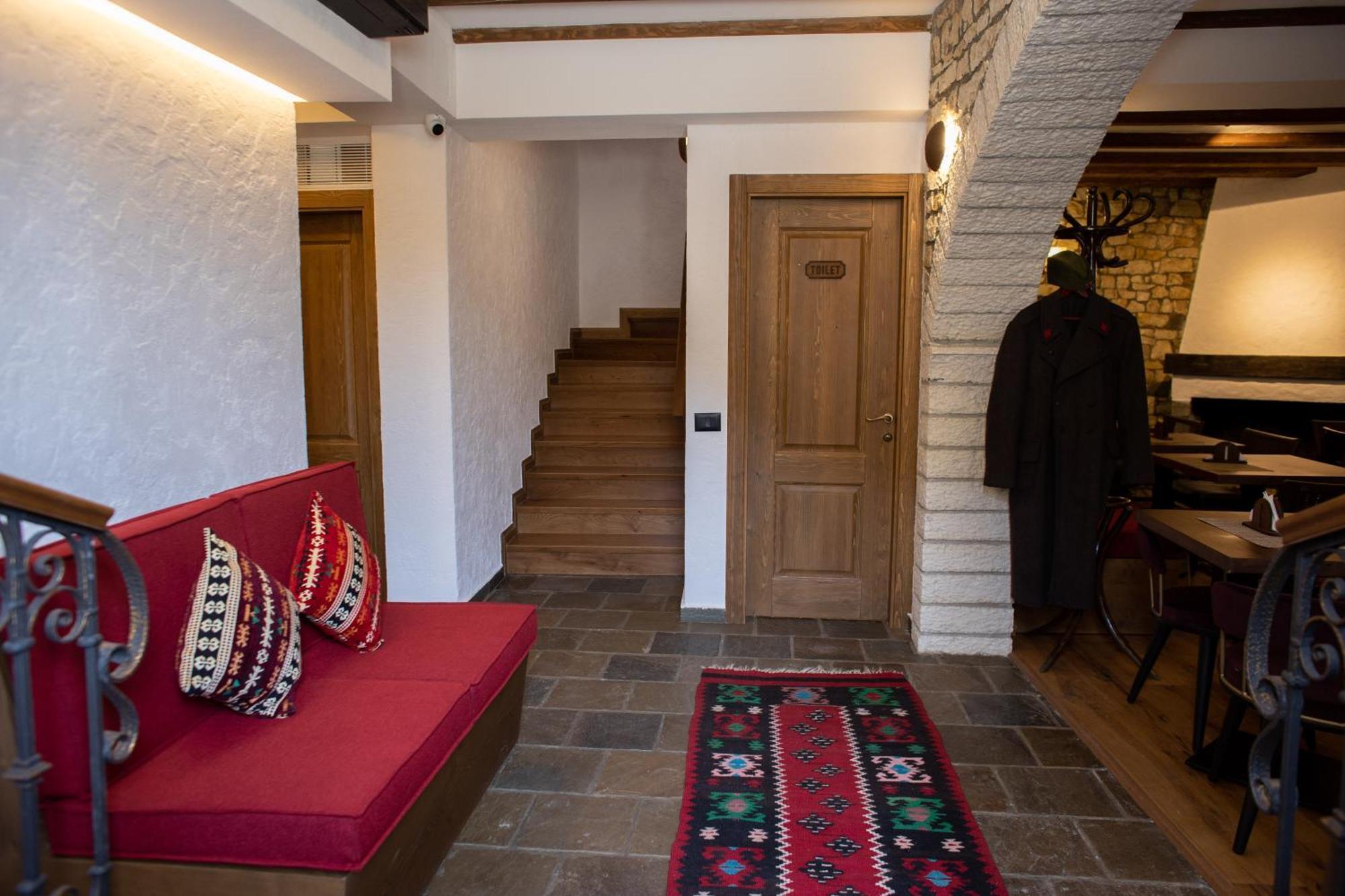 Vista Boutique Hotel Берат Экстерьер фото