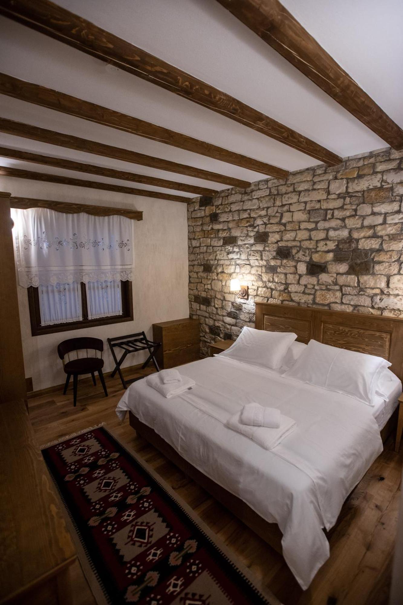 Vista Boutique Hotel Берат Экстерьер фото